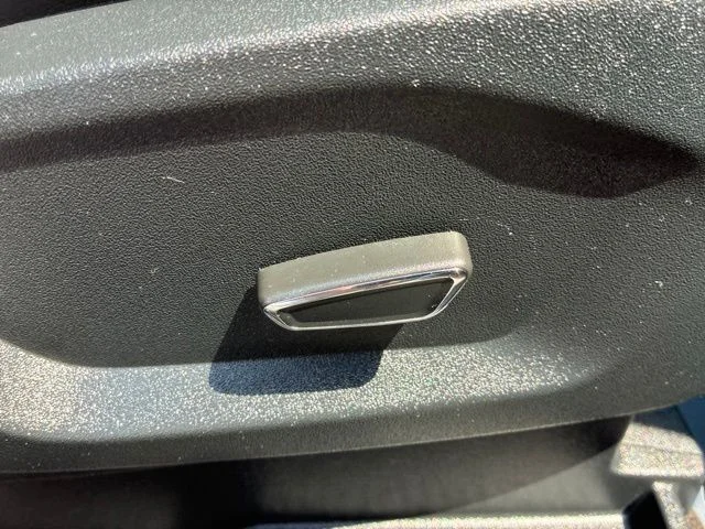 Used 2019 Burgundy Velvet Metallic Tinted Clearcoat Ford SEL image 27