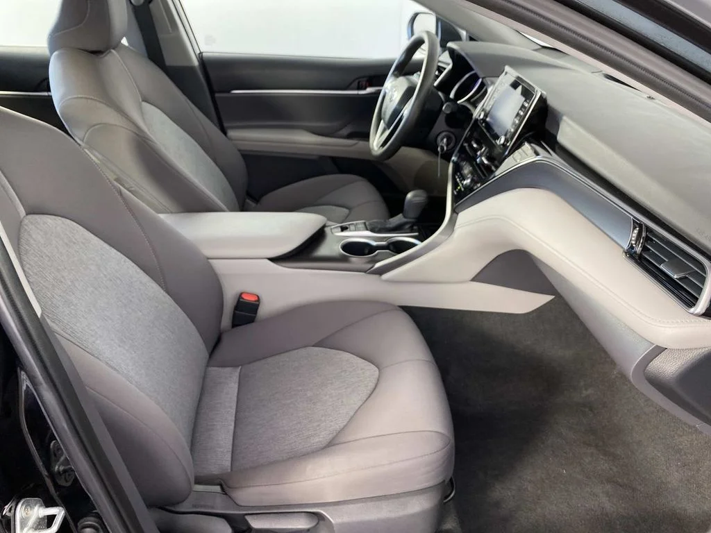 Used 2022 Black Toyota LE image 10