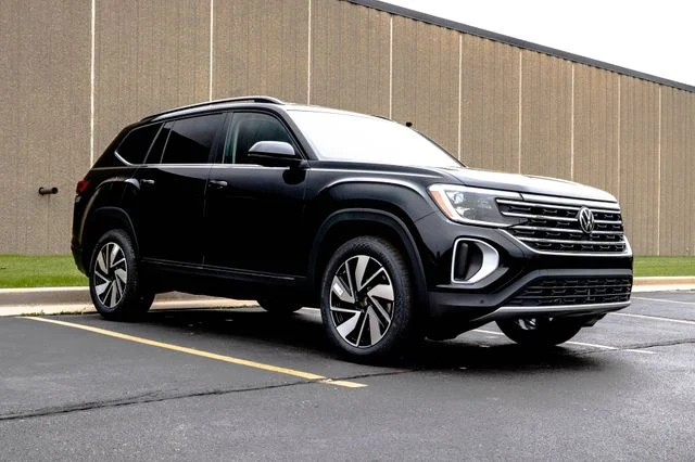 2026 Volkswagen Atlas 2.0T SE w/Tech 4MOTION's photo