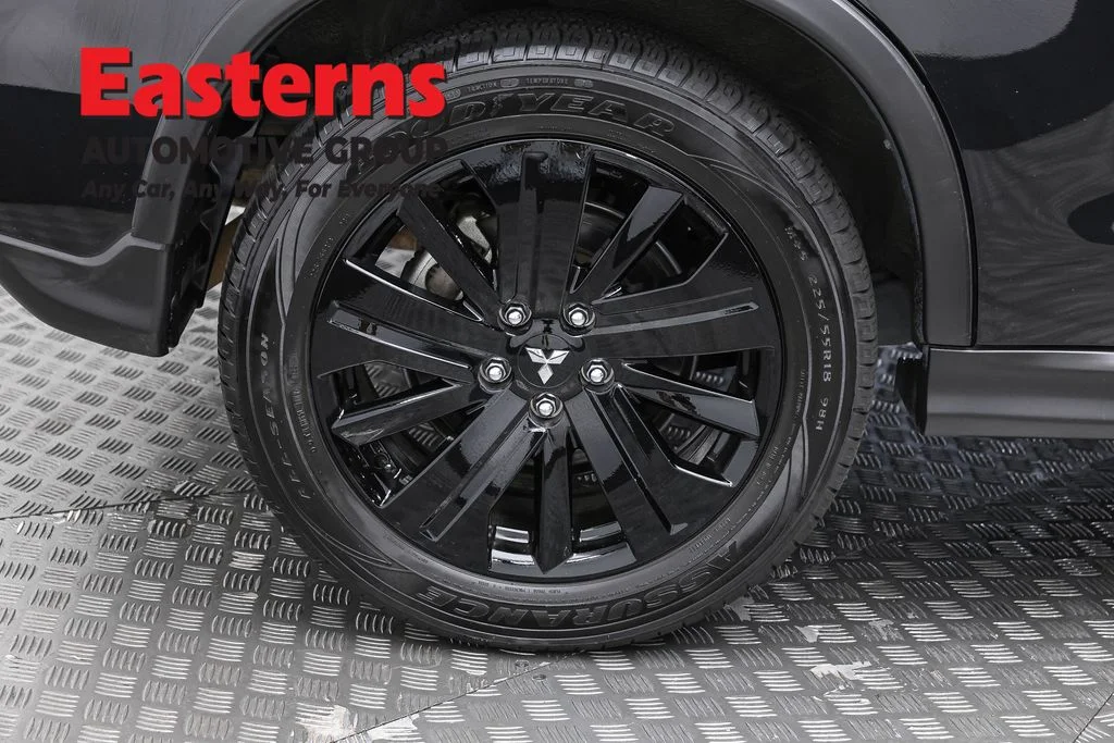 Used 2025 Black Mitsubishi 2.0 LE image 30