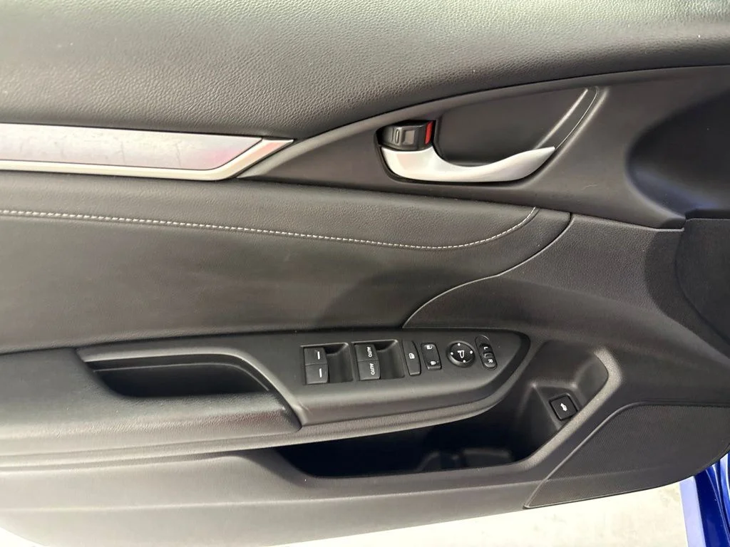 Used 2018  Honda EX-L image 21