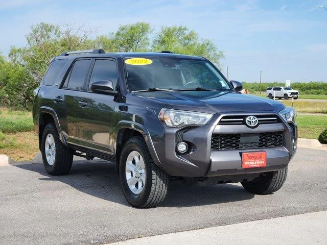 Used 2022 Gray Toyota SR5 4x2 image 3