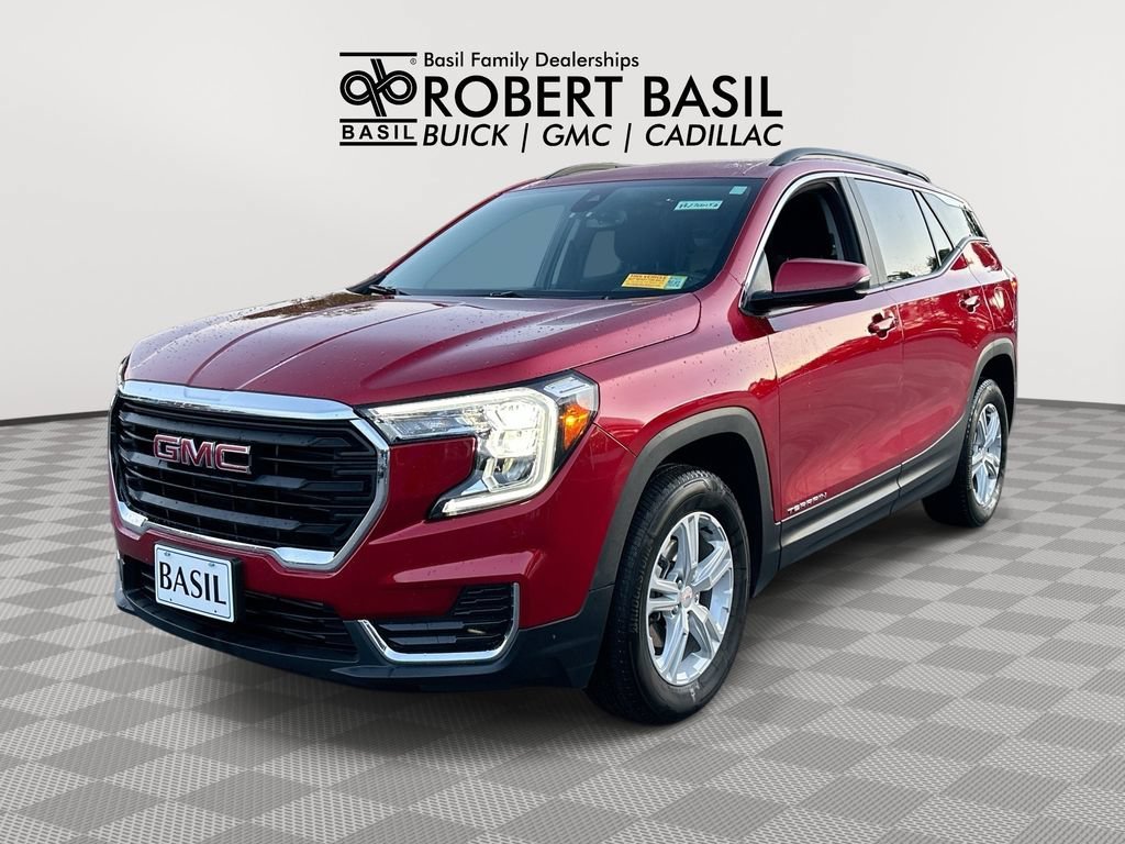 Used 2024 Volcanic Red Tintcoat GMC SLE image 1
