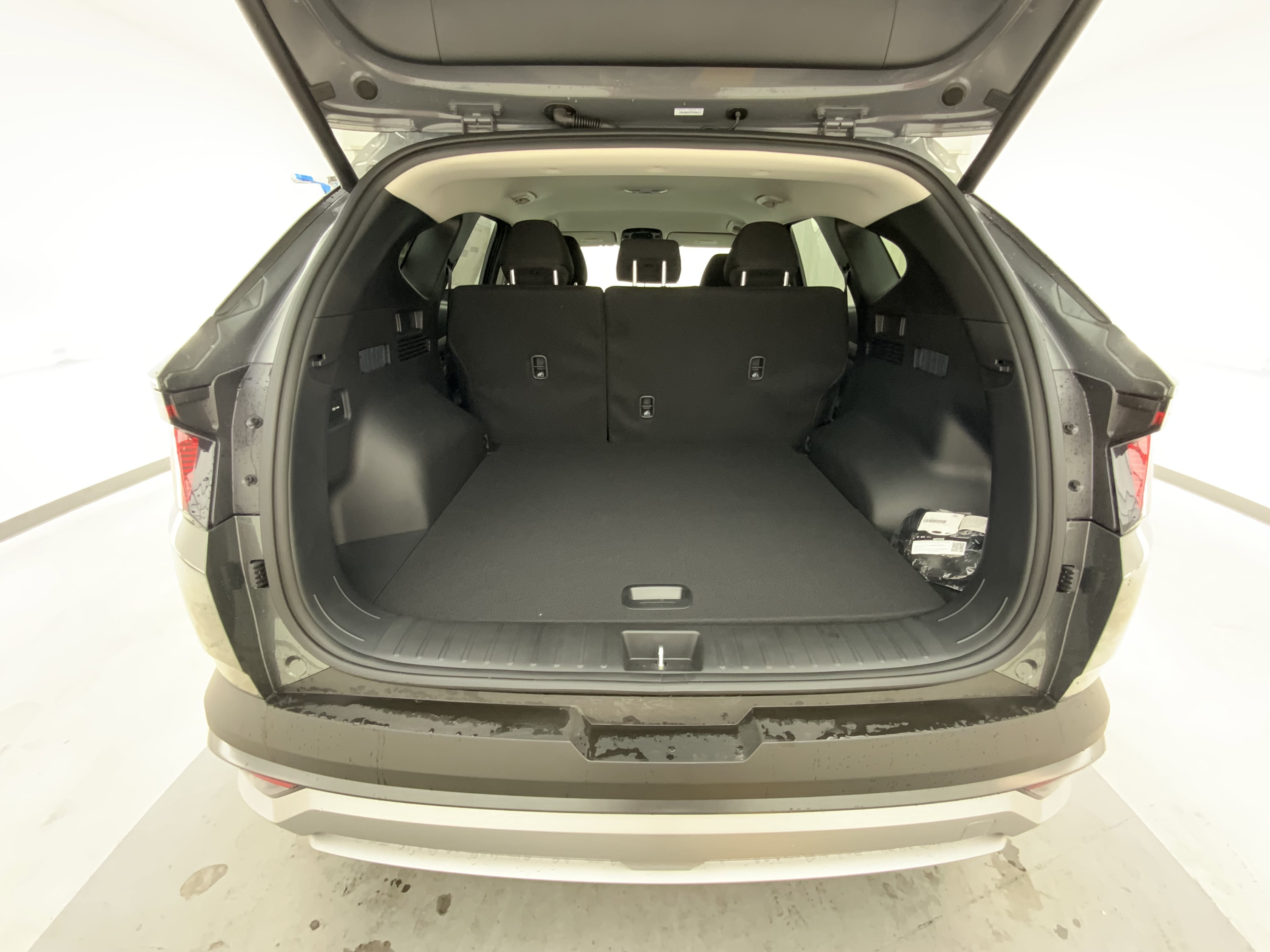 New 2026 Amazon Gray Hyundai SEL image 7
