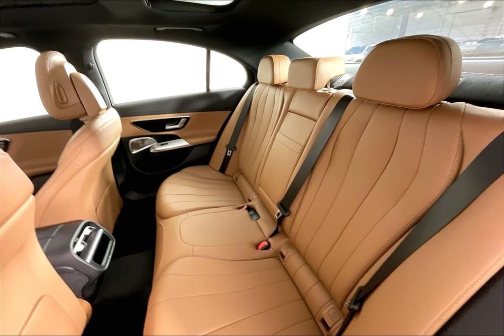 New 2026 Obsidian Black Metallic Mercedes-Benz E 450 image 10