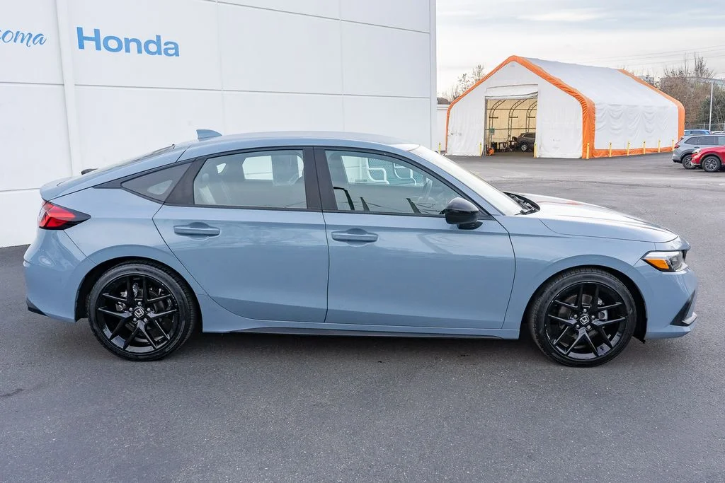 2024 Honda Civic Hatchback Sport - Photo 16