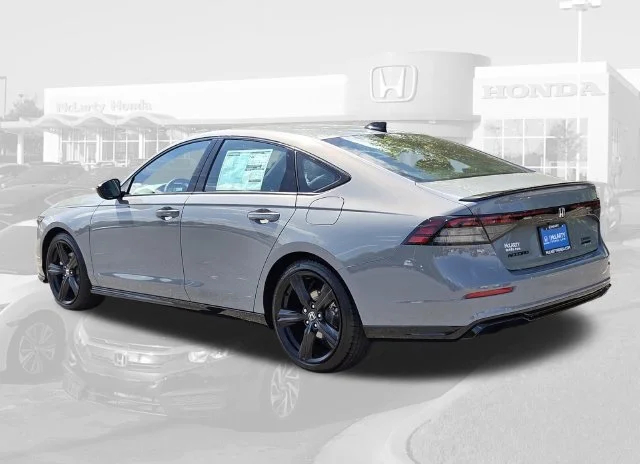 New 2026 Urban Gray Pearl Honda Sport-L image 3