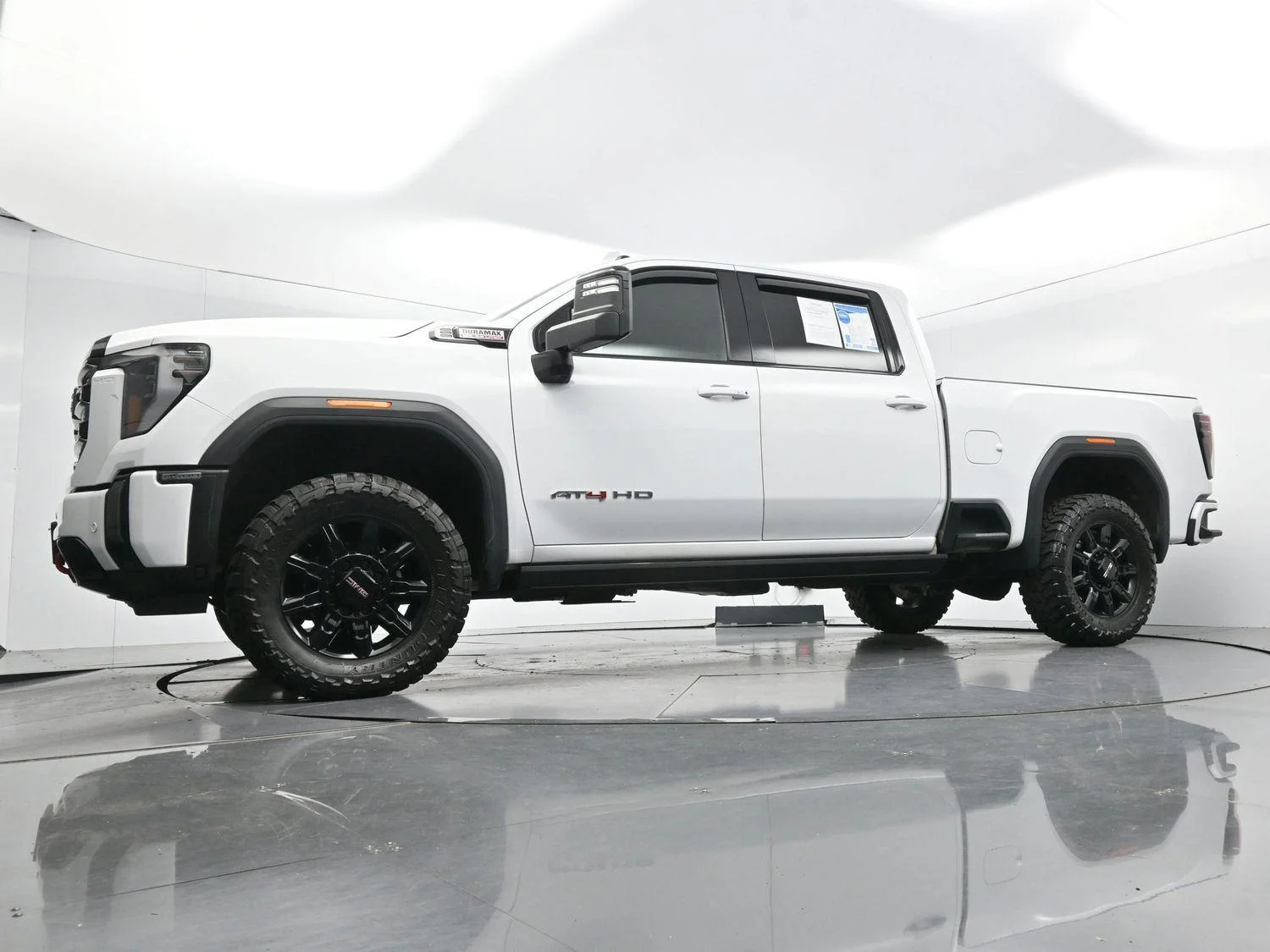 Used 2024 Summit White GMC AT4 image 50