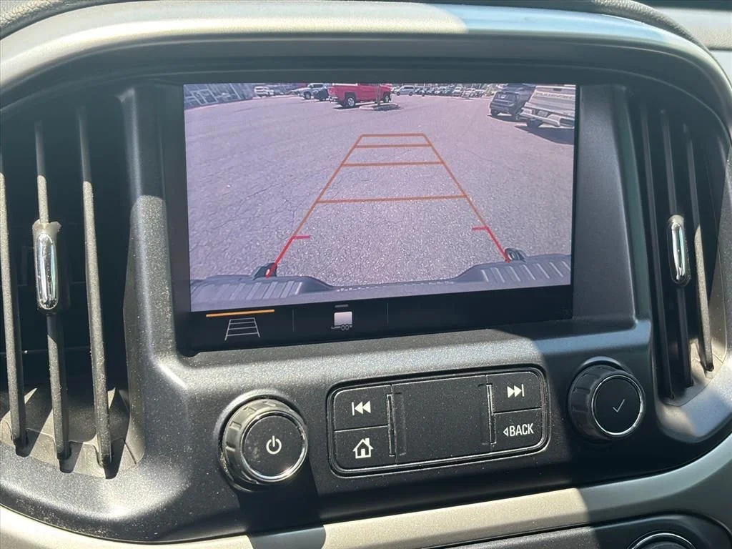 Used 2019 White Chevrolet ZR2 image 5