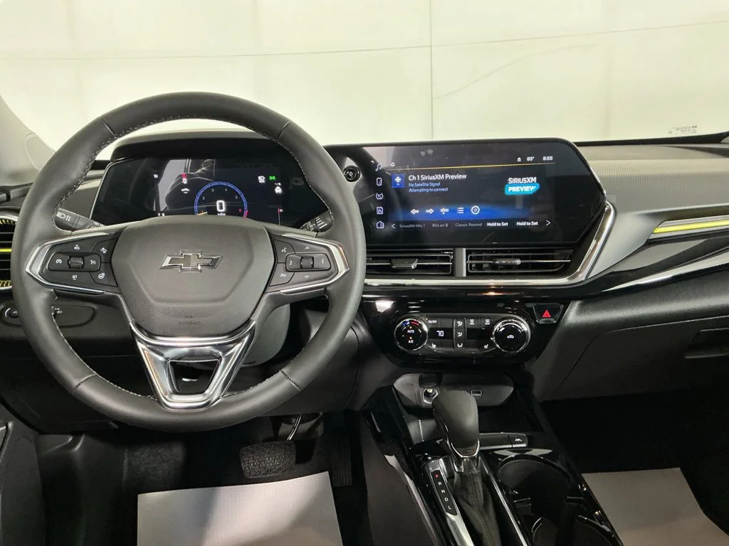 New 2026 Cacti Green Chevrolet ACTIV image 16