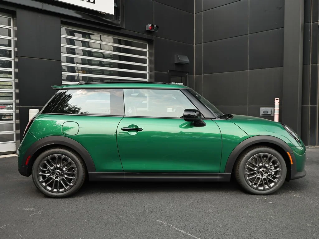 New 2026 British Racing Green MINI Signature Plus image 4