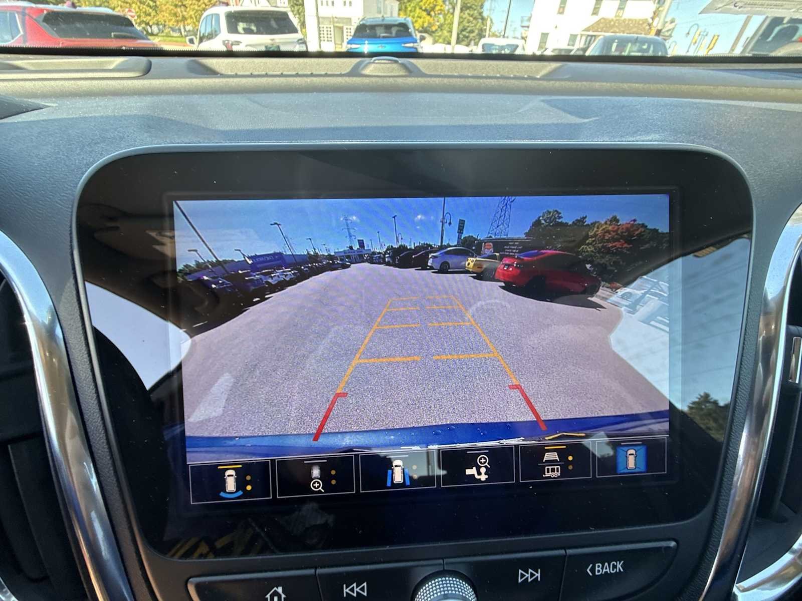 2024 Chevrolet Equinox LT - Photo 14