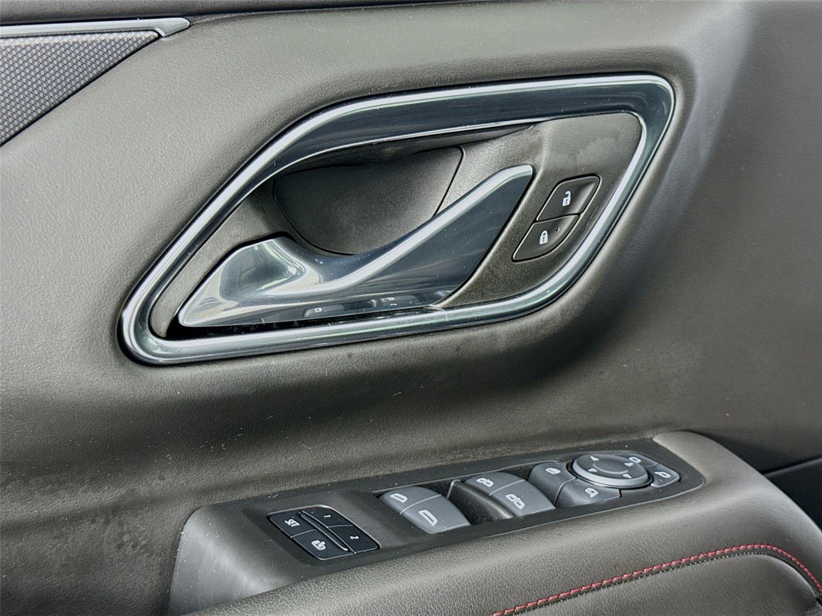 Used 2024 Summit White Chevrolet RST image 19