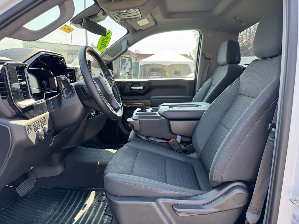 2024 Chevrolet Silverado 3500HD LT - Photo 27