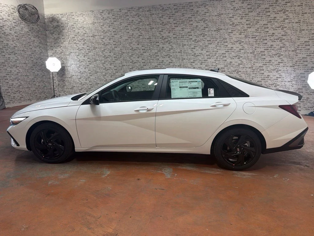 New 2026 Serenity White Hyundai SEL Sport Plus image 4