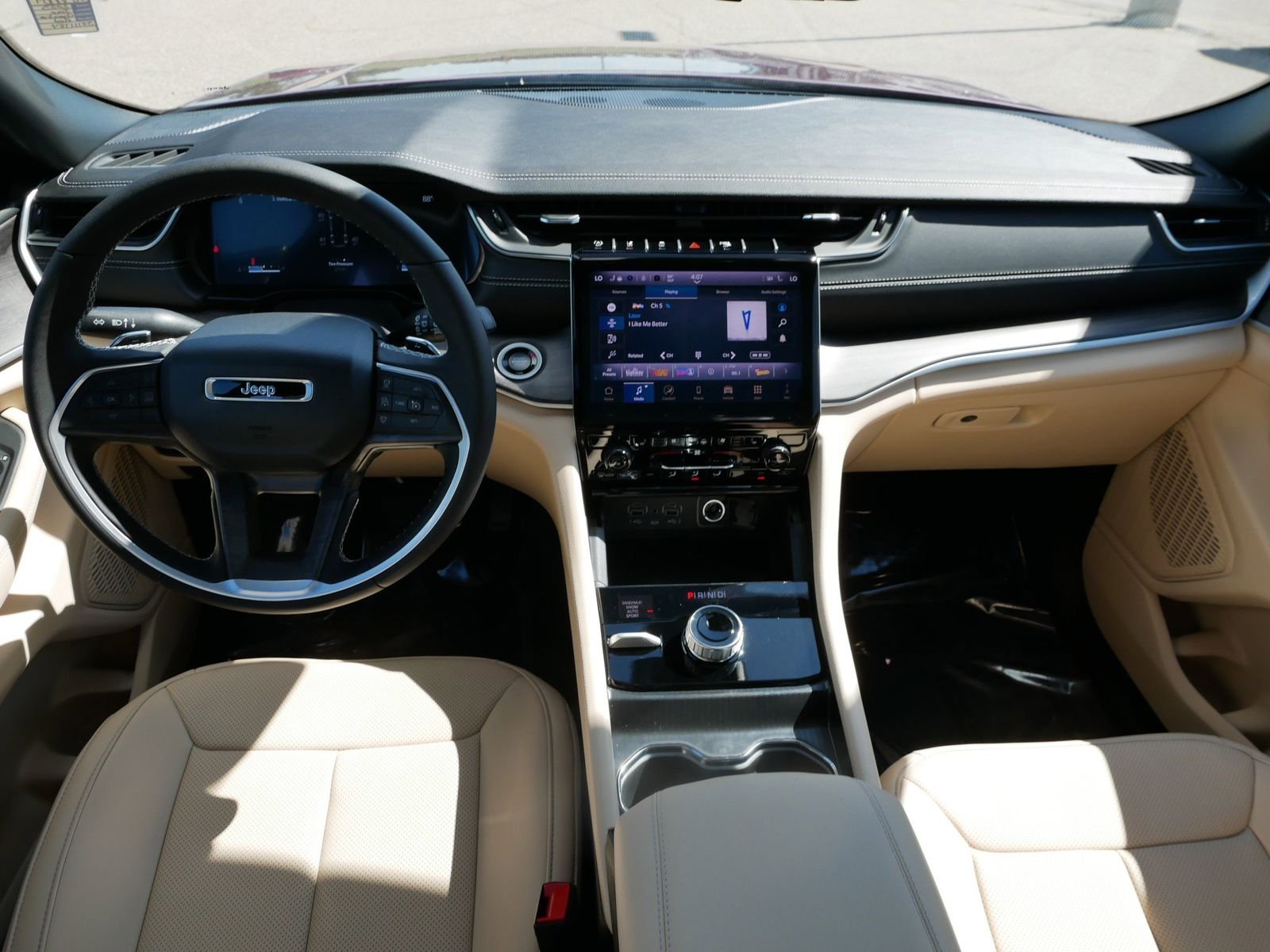 2025 Jeep Grand Cherokee L Limited - Photo 16