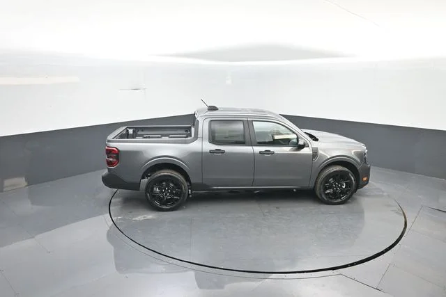 New 2026 Carbonized Gray Metallic Ford XLT image 25