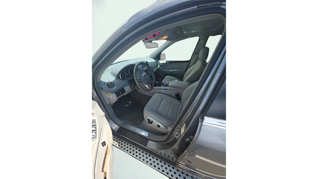 2011 Mercedes-Benz M-Class ML350 - Photo 10
