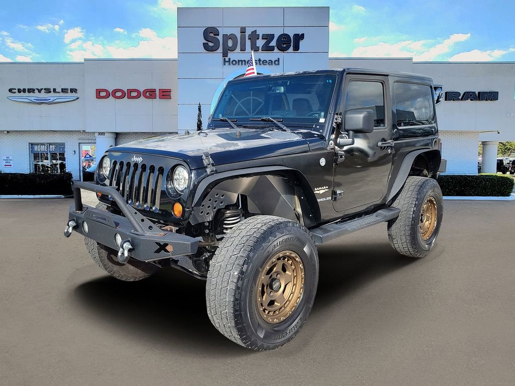Used 2013 Black Jeep Sahara image 4