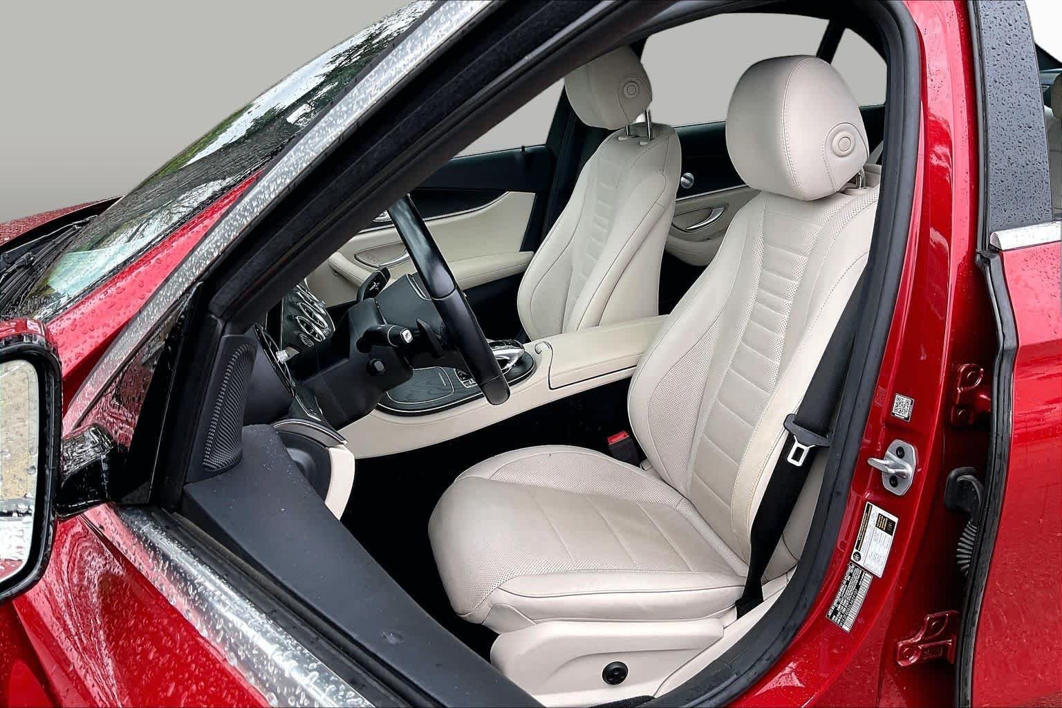 Used 2020 designo Cardinal Red Metallic Mercedes-Benz E 350 image 9