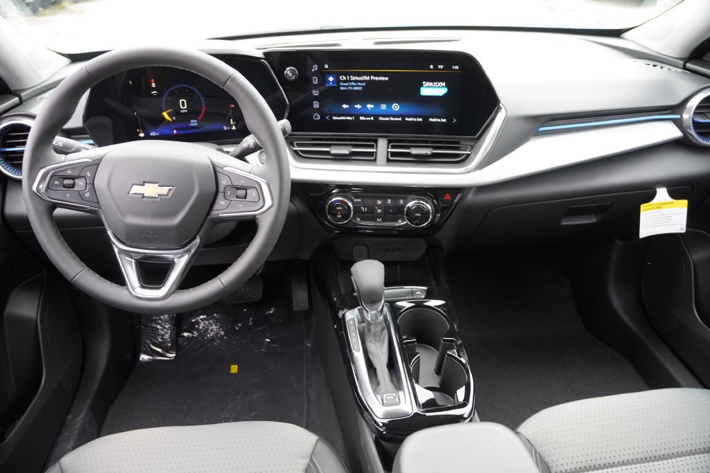 2026 Chevrolet Trax LT - Photo 12