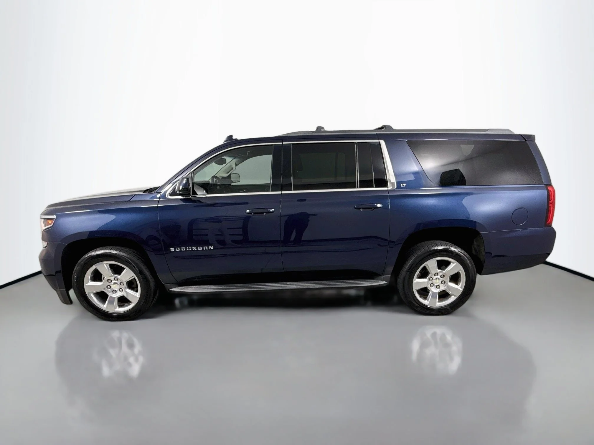 Used 2017 Blue Velvet Metallic Chevrolet LT image 4