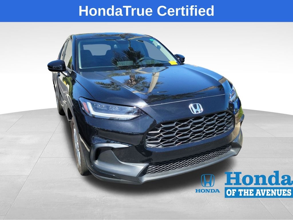 Certified Used 2023 Crystal Black Pearl Honda LX image 2