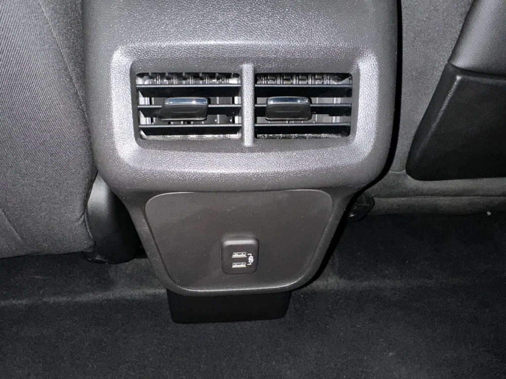 Used 2023 Sterling Metallic GMC SLE image 22