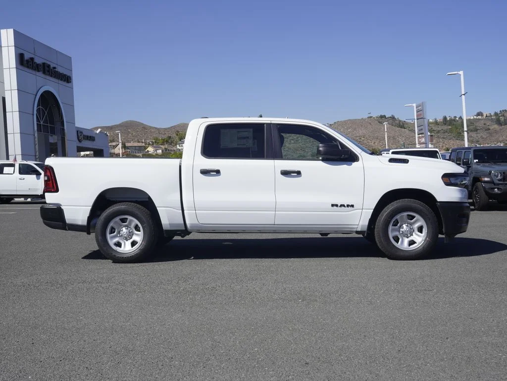 New 2026 Bright White Clear-Coat Exterior Paint RAM Tradesman image 2