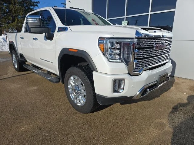 2023 GMC Sierra 4WD Crew Cab Standard Box Denali's photo