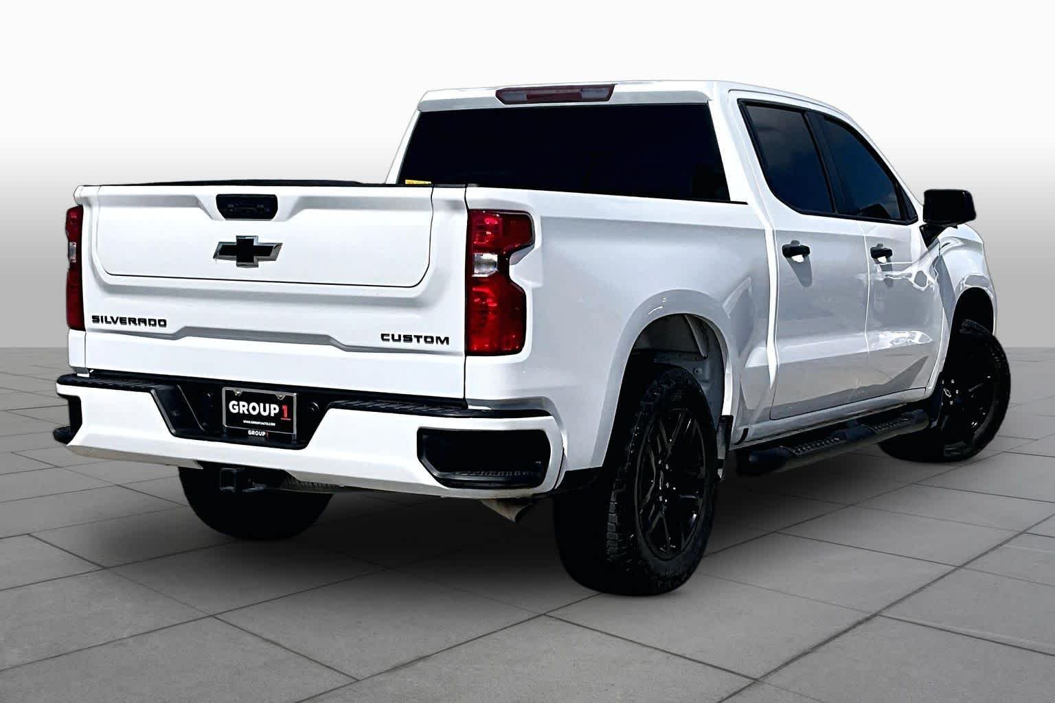 Used 2024 Summit White Chevrolet Custom image 13
