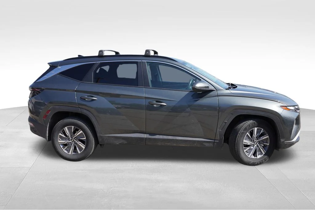 Used 2023 Amazon Gray Hyundai Blue image 2