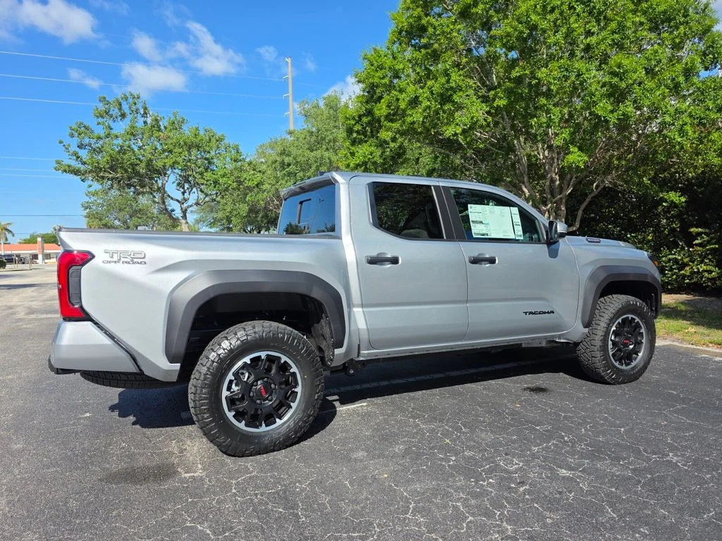 2026 Toyota Tacoma TRD Off Road - Photo 11