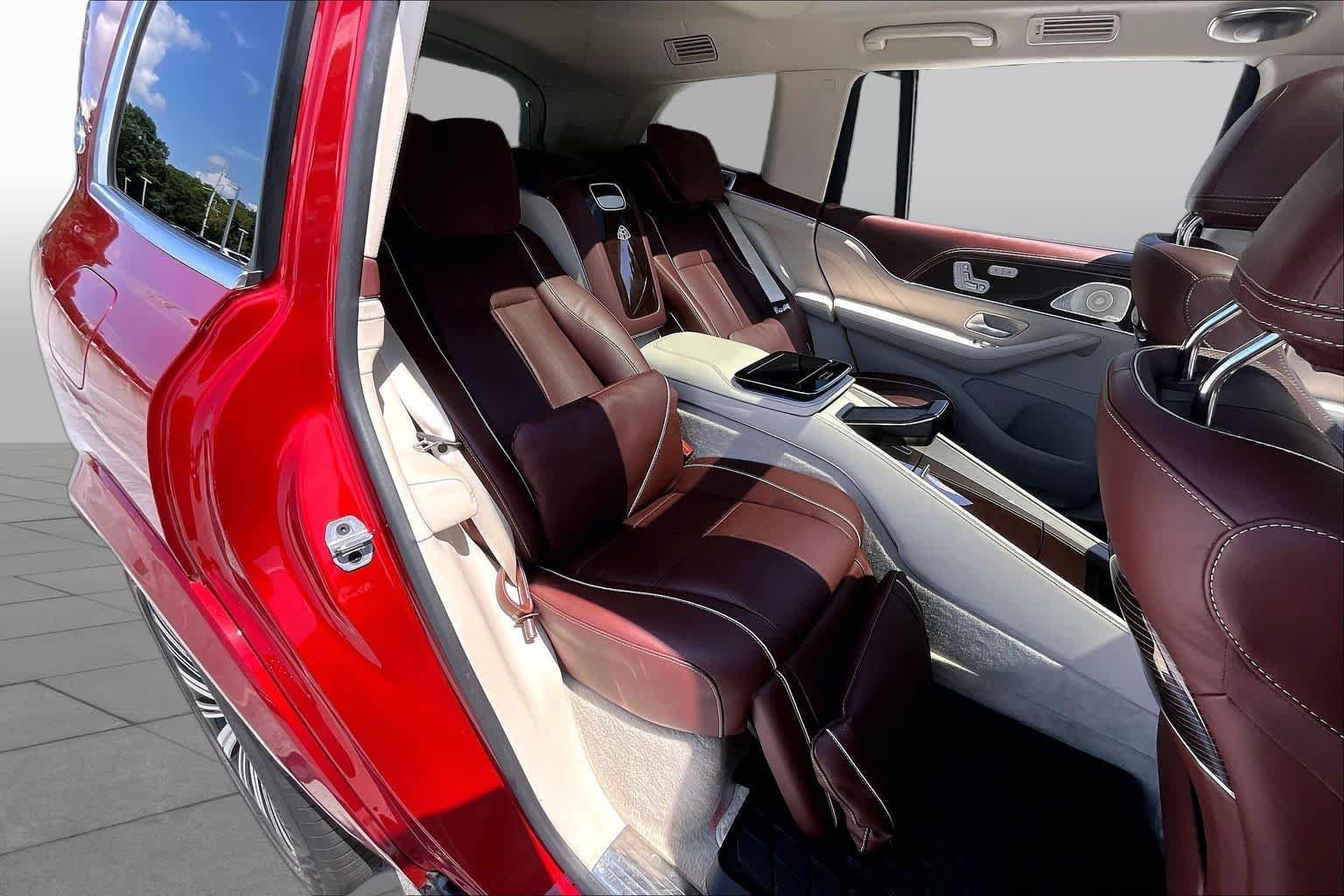 Used 2023 MANUFAKTUR Cardinal Red Metallic Mercedes-Benz Maybach GLS 600 image 20