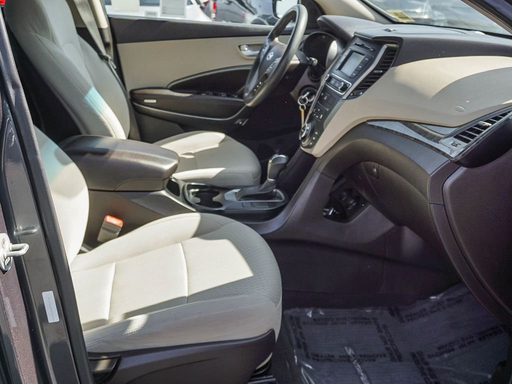 Used 2017 Gray Hyundai 2.4 Base image 12