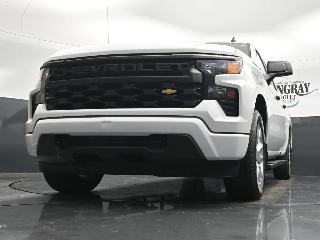Used 2024 Summit White Chevrolet Custom image 27