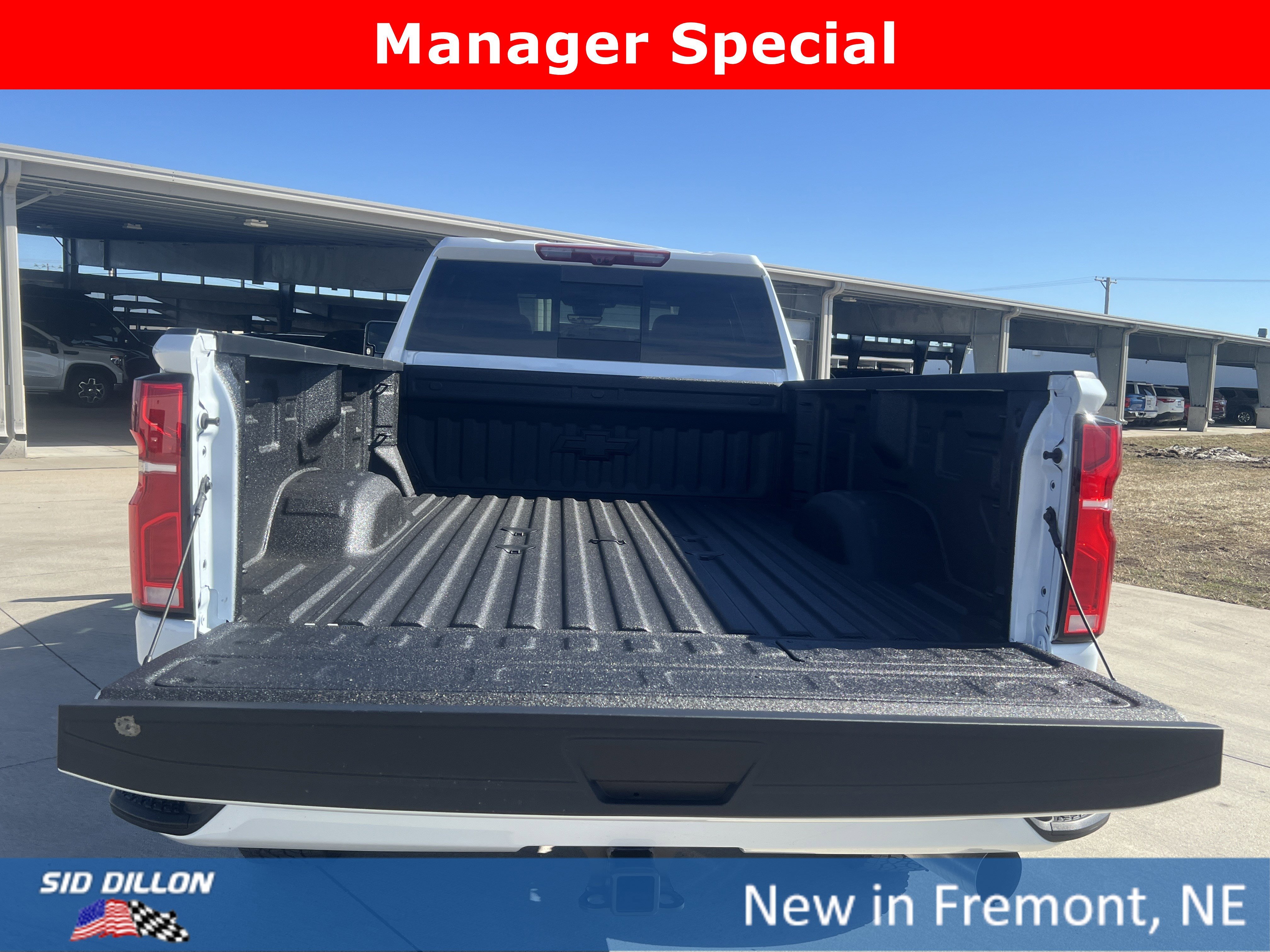 2026 Chevrolet Silverado 3500 HD High Country - Photo 8