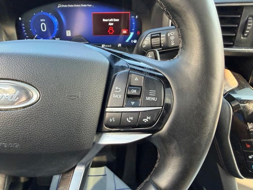 Used 2021 Star White Metallic Tri-Coat Ford Platinum image 16