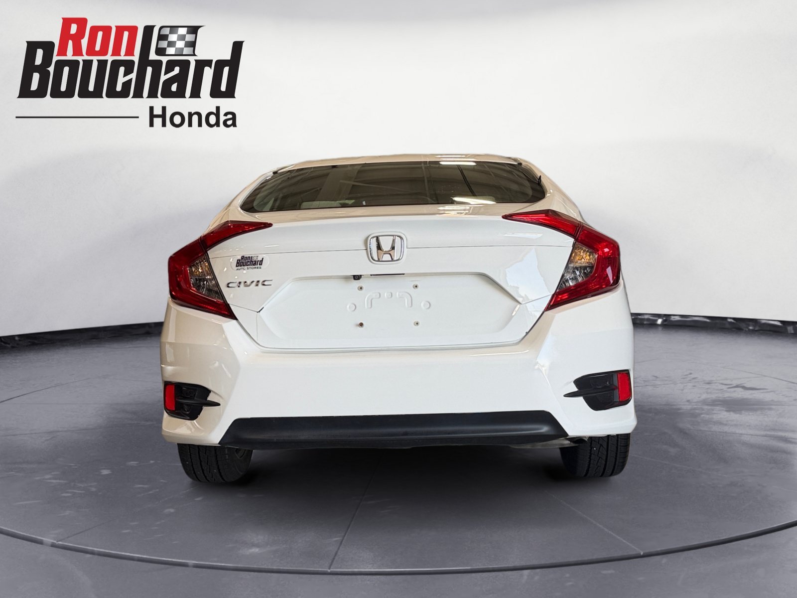 2018 Honda Civic LX - Photo 3