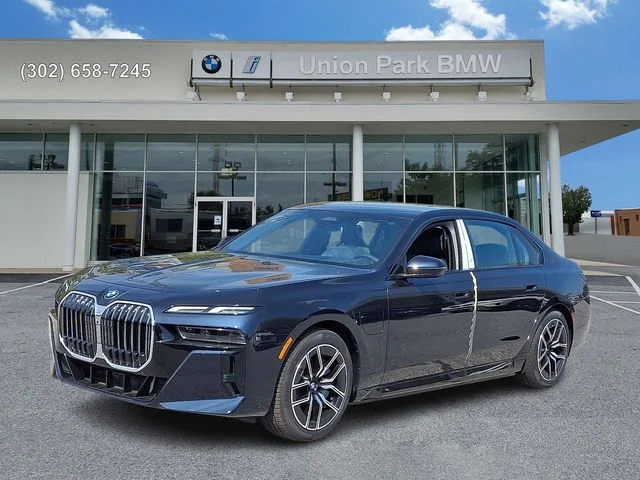 2026 BMW 7 Series 750e xDrive Sedan's photo
