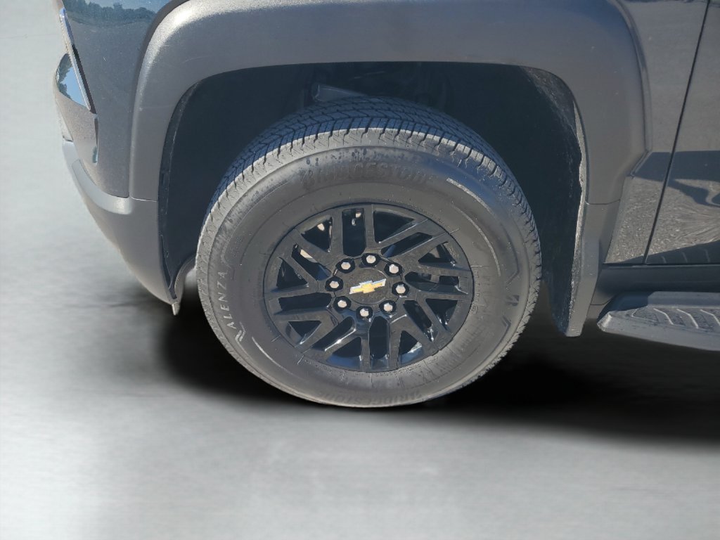 Used 2026 Blue Smoke Metallic Chevrolet LT - Standard Range image 32