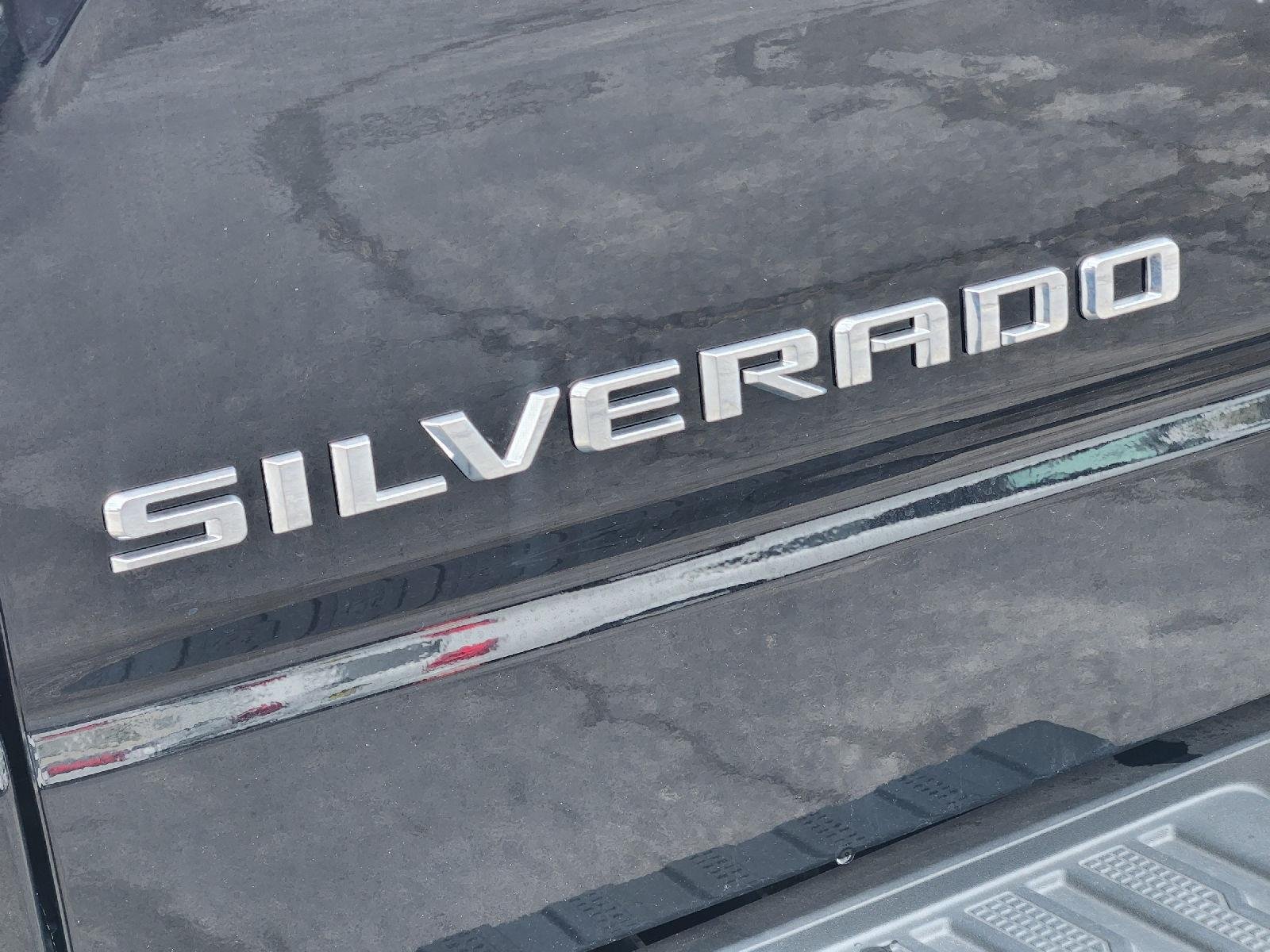 2024 Chevrolet Silverado 1500 photo 12 of 33
