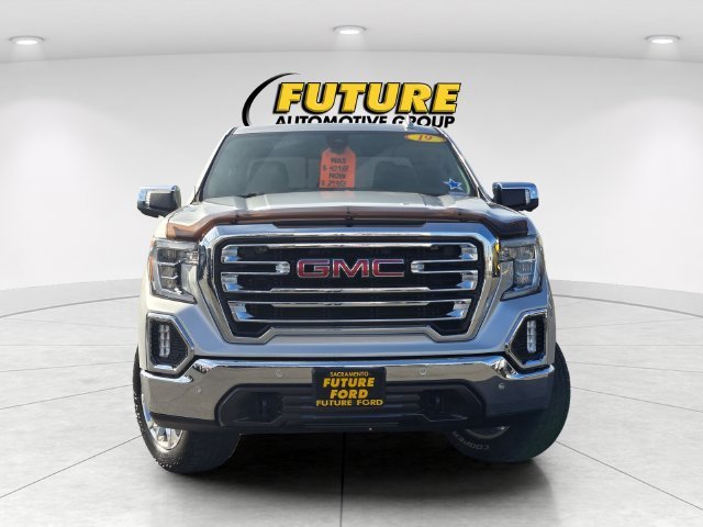 Used 2019 Silver GMC SLT image 2
