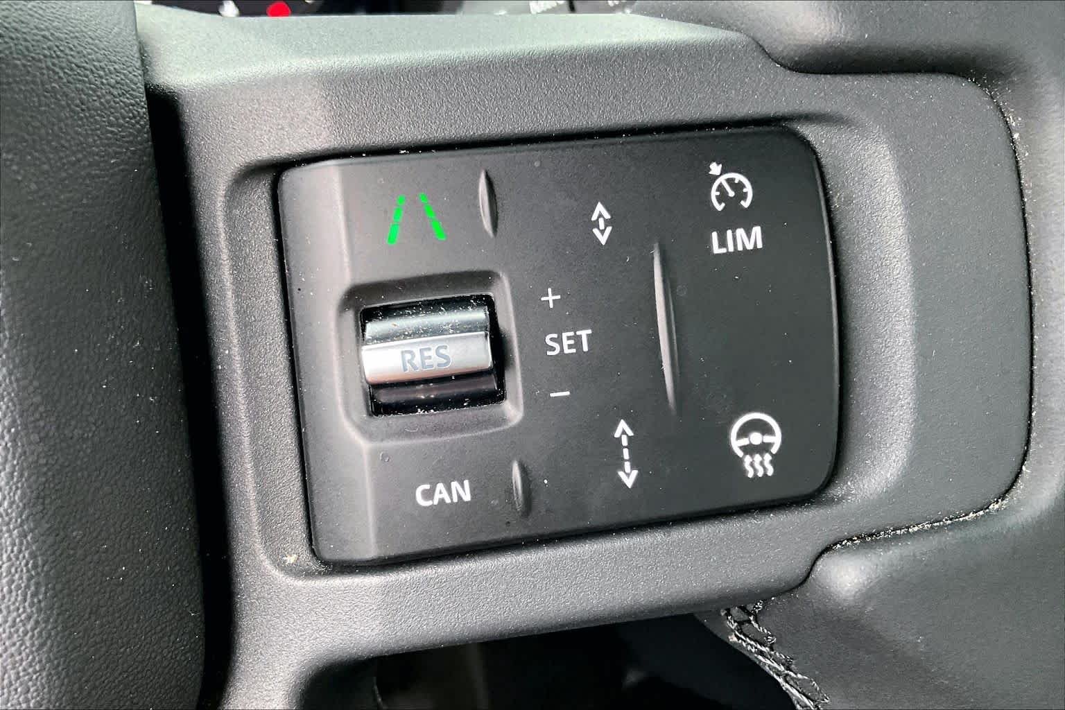 Used 2026 Fuji White Land Rover S image 23