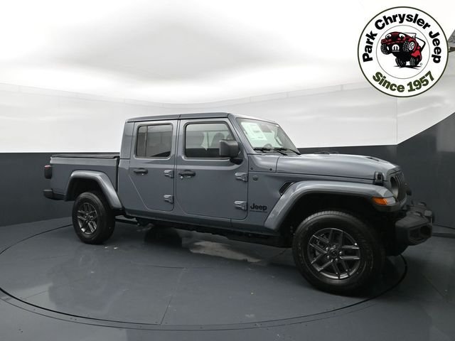 New 2026 Anvil Clear-Coat Exterior Paint Jeep Sport S image 1