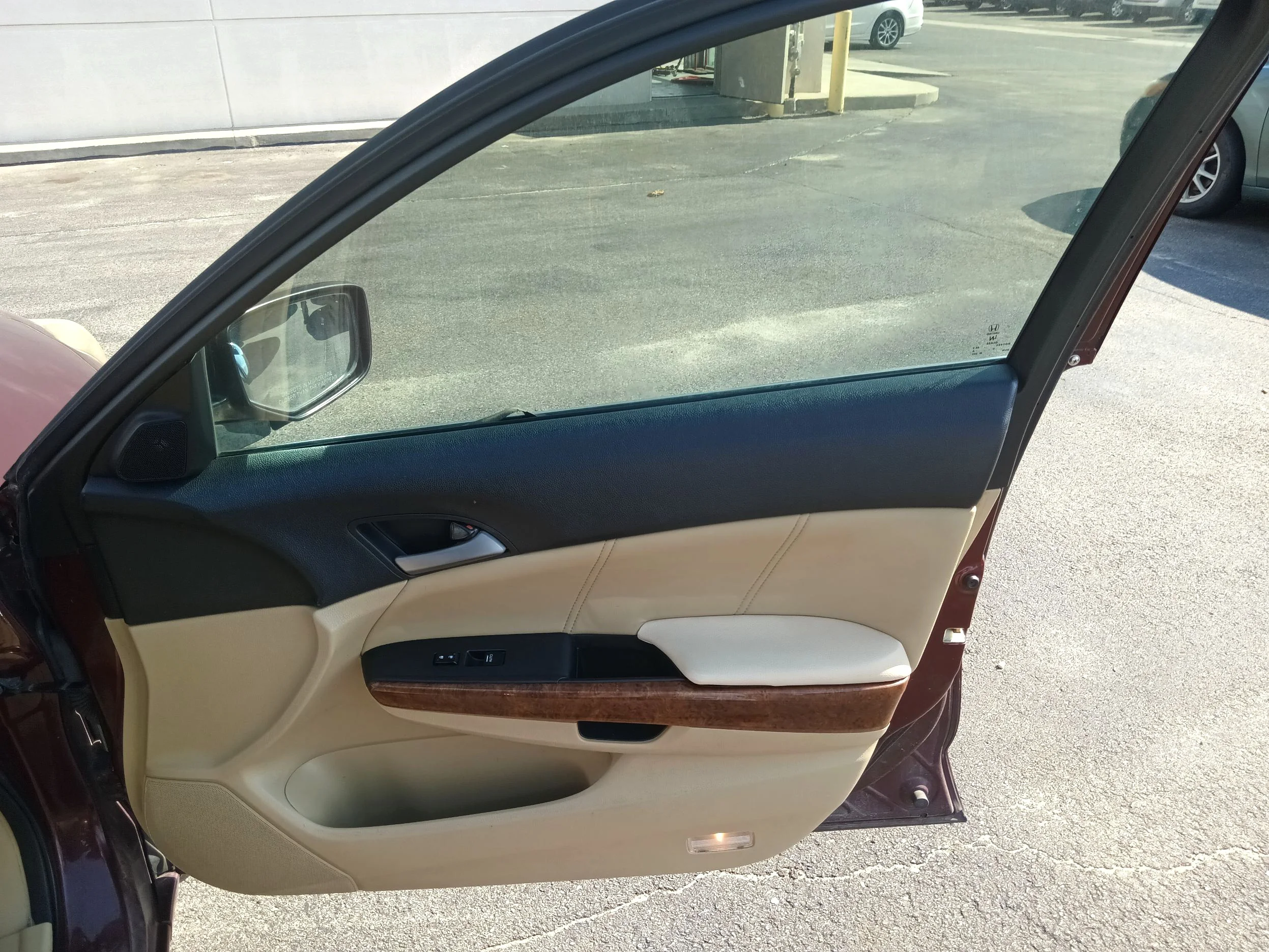 Used 2012 Maroon Honda EX-L V6 Sedan AT image 18