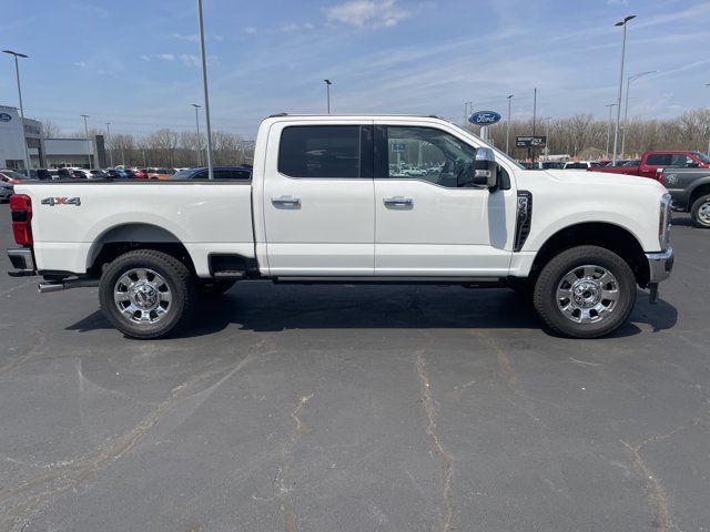 New 2026 Star White Metallic Tri-Coat Ford F-350® Lariat® image 8