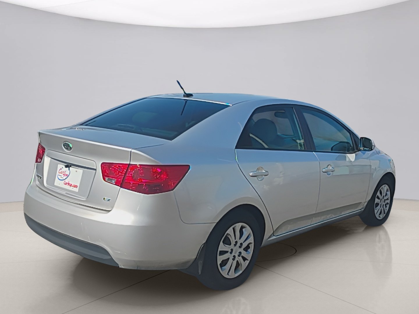 Used 2013 Silver Kia EX image 5