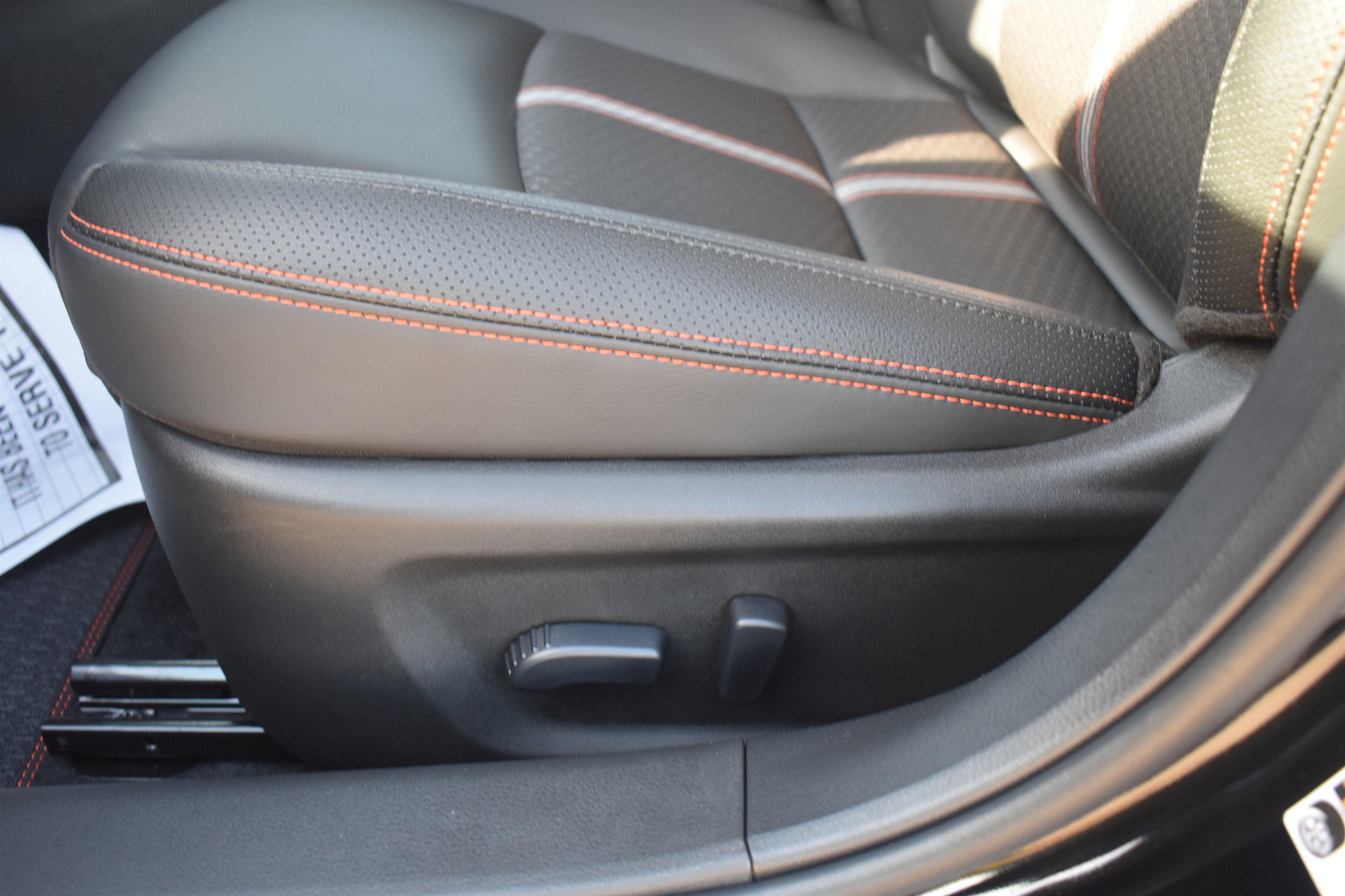 Used 2025 Super Black Nissan SR image 14