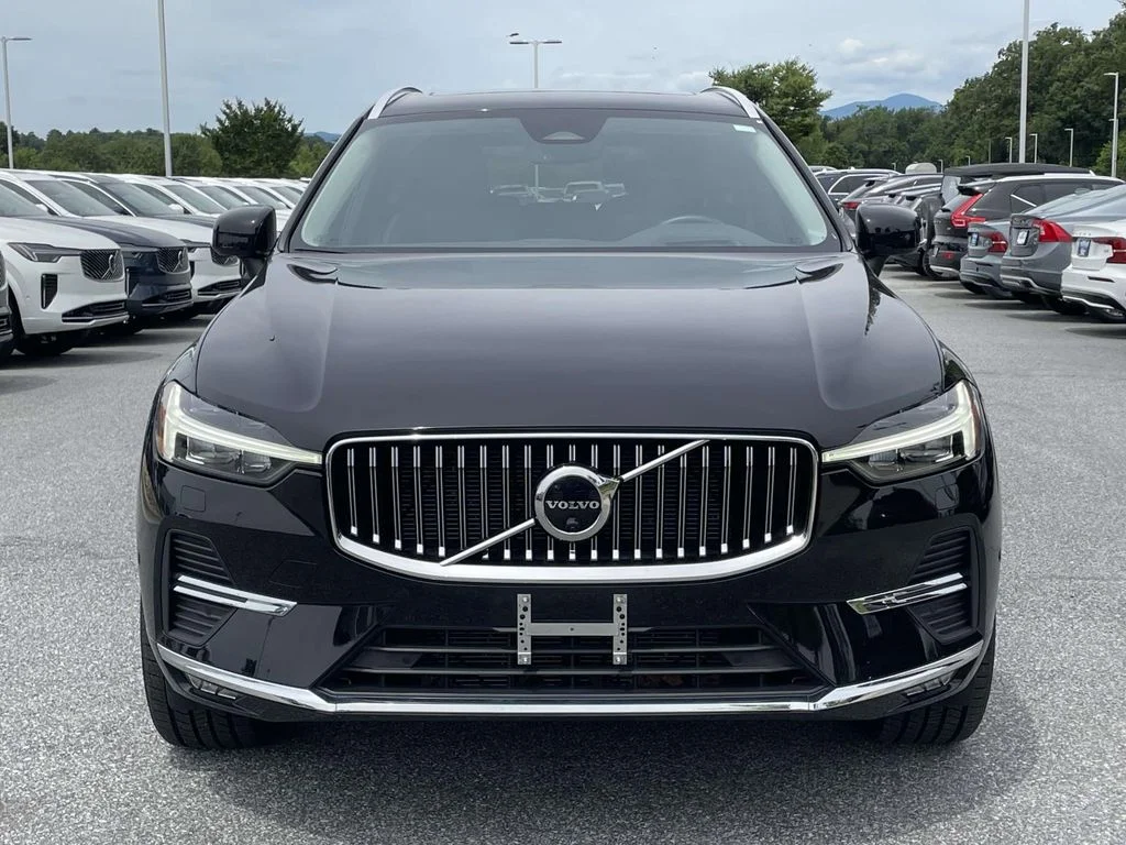 Certified Used 2023 Onyx Black Volvo Ultimate image 23